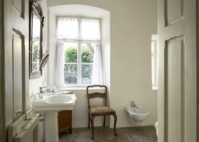 Bergmann Aparthotel 4*