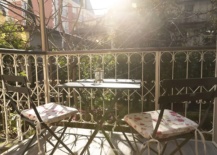 Bergmann Aparthotel 4*